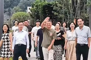 李璇：只要奥斯卡愿意降薪到中超标准，海港其实完全可以续约