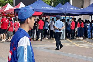 西媒：莫拉塔遭遇急性三叉神经痛，不过已经恢复球队合练